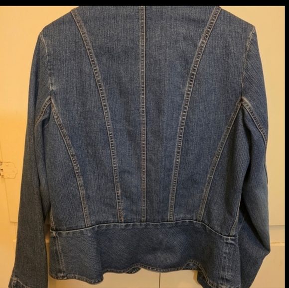 Vintage Vibes! St. John's Bay Peplum Denim Jacket-Size Medium - Picture 3 of 4